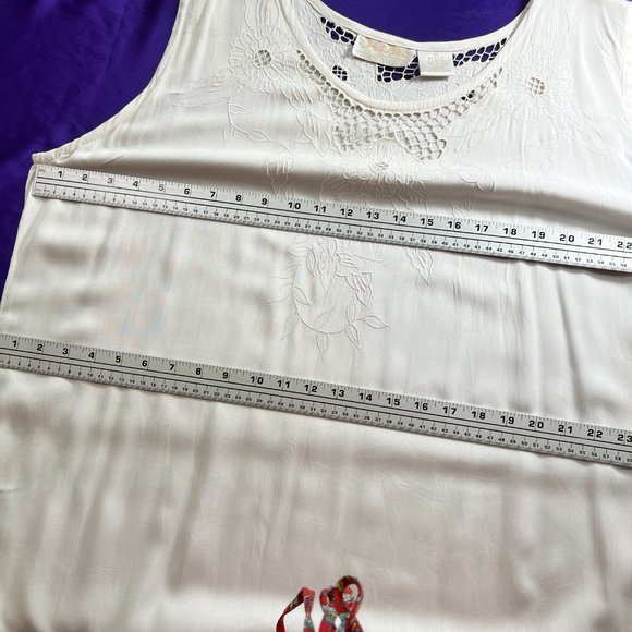 ๐HiBi Lace Work Beautiful Embroidered Maxi Sleeveless Dress - Picture 11 of 15